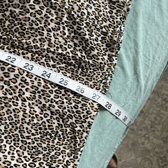 Talbots button-down no iron shirt. Size 16W - Picture 6 of 7